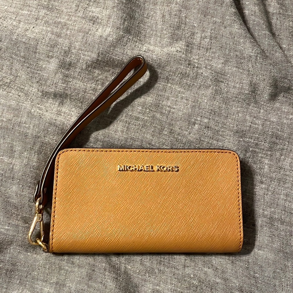 Michael Kors Wristlet